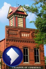 washington-dc map icon and the Chamber of Commerce building in Madison, Georgia